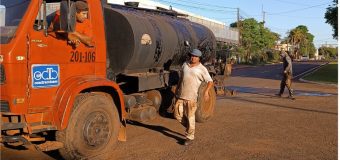Donación de carga de asfalto y maquinas de la empresa Constructora Asunción SA
